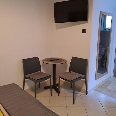Anafis Cozi Apartamento Atenas Exterior foto